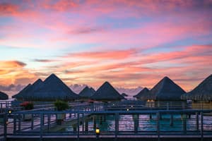PFBOB Bora Bora huts Hugues de Buyer Mimeure.jpg Photo